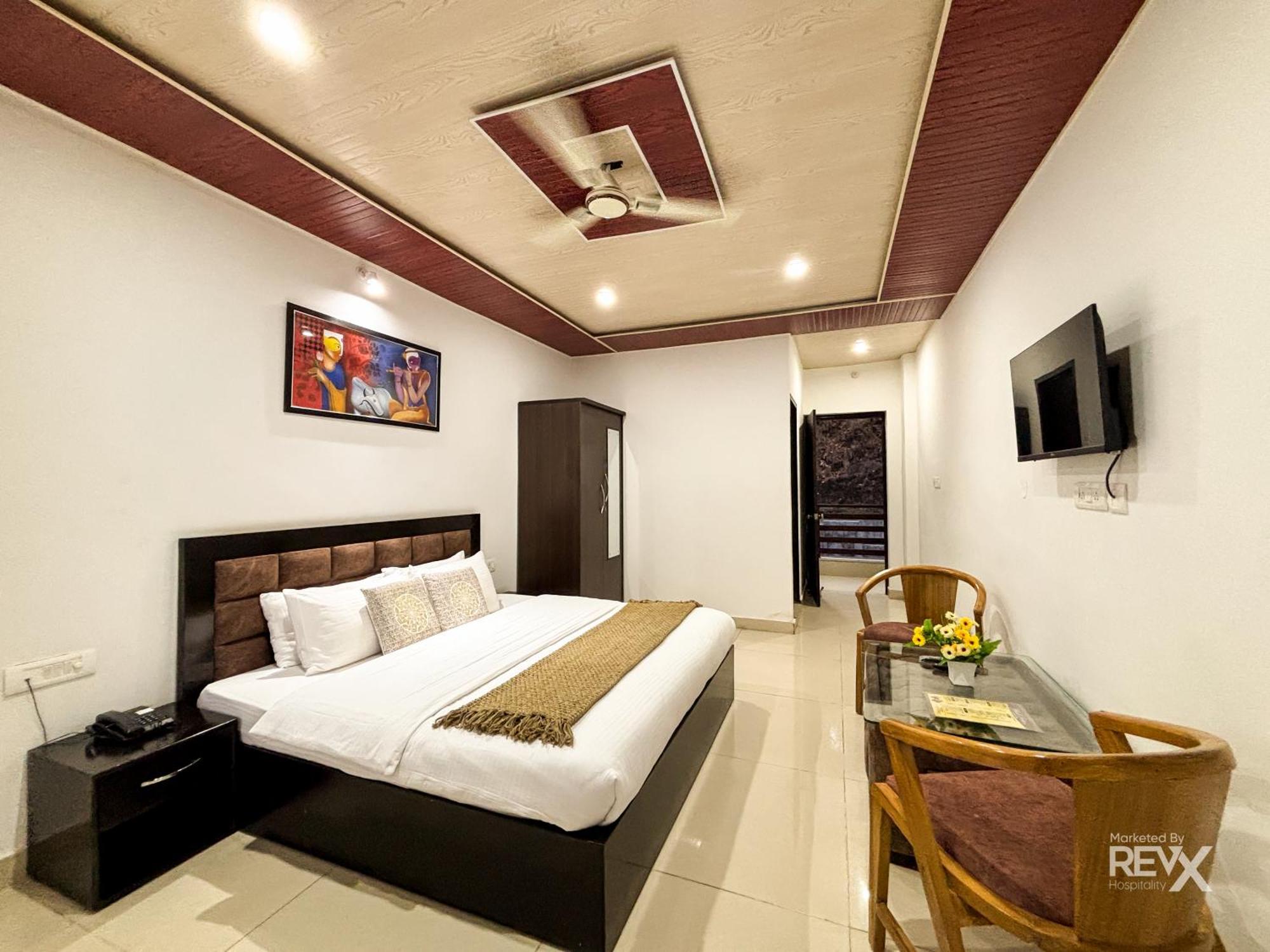 לנסדאון Hotel Prince Valley מראה חיצוני תמונה