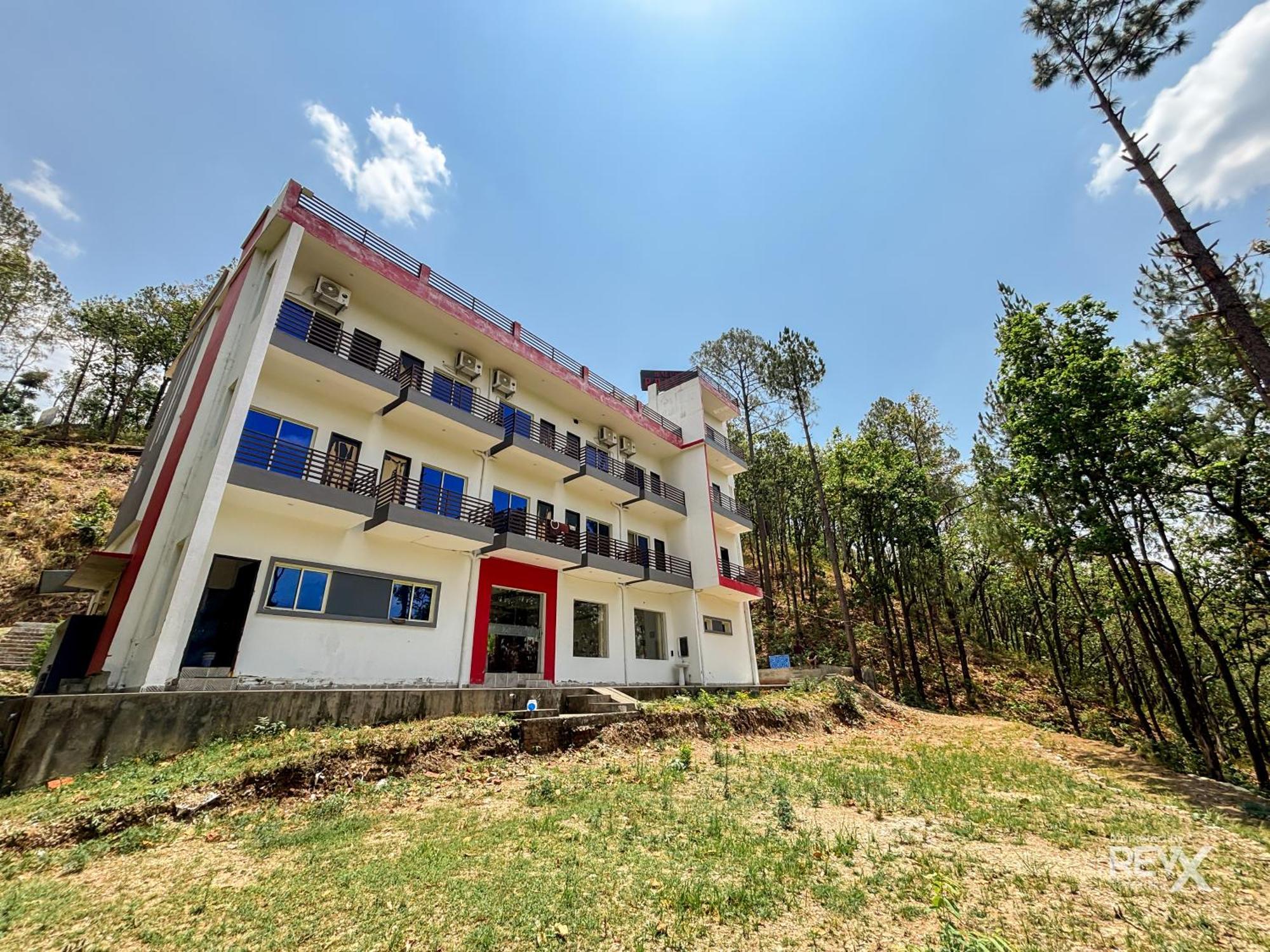 לנסדאון Hotel Prince Valley מראה חיצוני תמונה